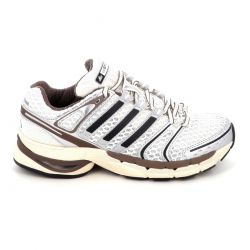 Παιδικό Αθλητικό Παπούτσι για Αγόρι Adidas Originals Adistar Control 5 Χρώματος Μπεζ KI6153