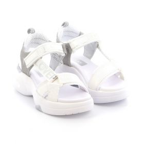 Child Pedile for Girl Replay Color White GBP13,000. C003T