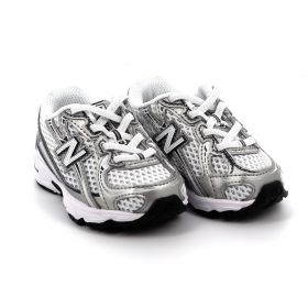 Children's Sports Shoe for Girl New Balance 740 Classics Color Silver IZ740WN