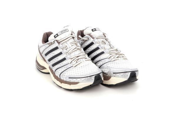 Παιδικό Αθλητικό Παπούτσι για Αγόρι Adidas Originals Adistar Control 5 Χρώματος Μπεζ KI6153