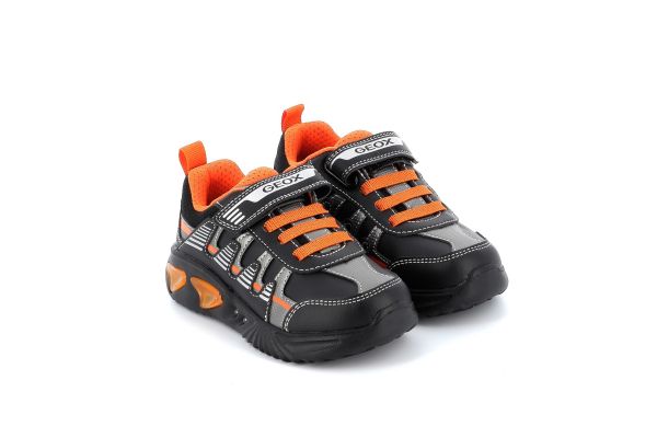 Παιδικό Αθλητικό Παπούτσι για Αγόρι Ανατομικό με Φωτάκια On/Off Geox Χρώματος Μαύρο J26DZB 0BU11 C0038