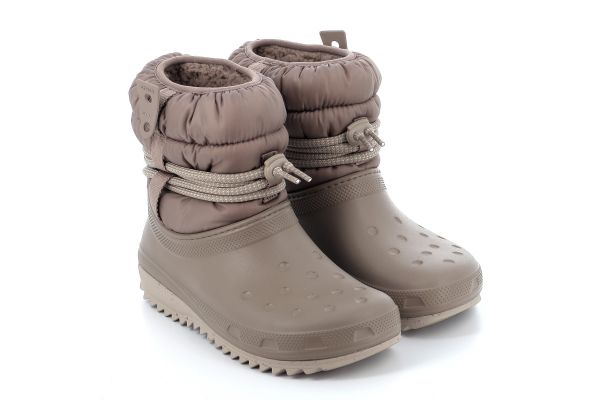 Γυναικεία Μπότα Crocs Classic Neo Puff Luxe Boot W Αδιάβροχη Χρώματος Καφέ 207312-195