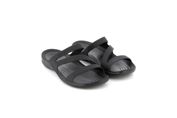 Γυναικεία Σαγιονάρα Crocs Swiftwater Sandal  Χρώματος Μαύρο 203998-060