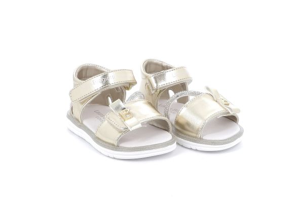 Πέδιλο Κορίτσι