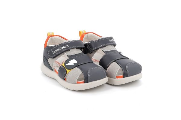 Κλειστό Πέδιλο Αγόρι