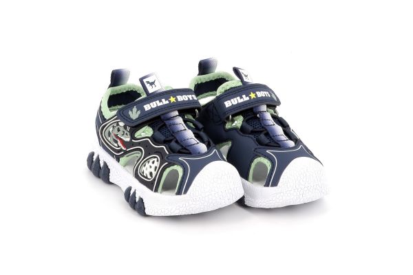 Κλειστό Πέδιλο Αγόρι