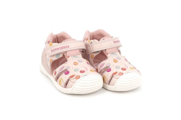 Κλειστό Πέδιλο Κορίτσι