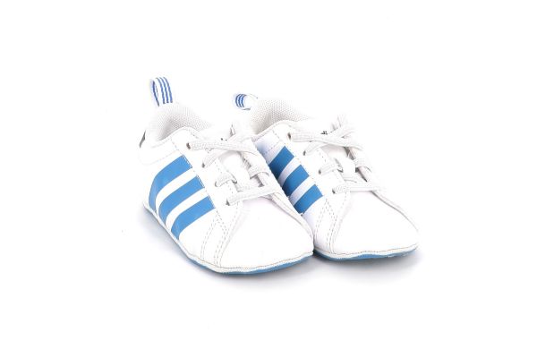Βρεφικό Παπούτσι Αγκαλιάς για Αγόρι Adidas Grand Court Crib Χρώματος Λευκό KI8218